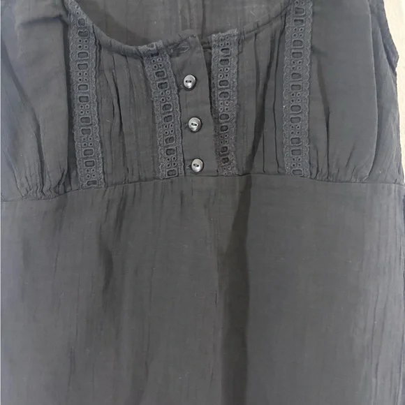 Mossimo Women’s Medium Sleevless Black Top Blouse Business Casual Summer Cotton - Picture 2 of 6